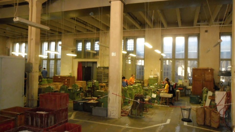 Továrna na dřevěné hračky a Muzeum výroby hraček v Albrechticích