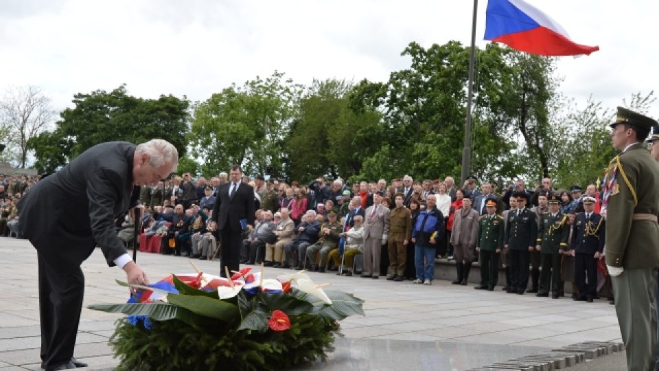 Výročí 69. let od konce druhé světové války připomněl pietní akt na pražském Vítkově
