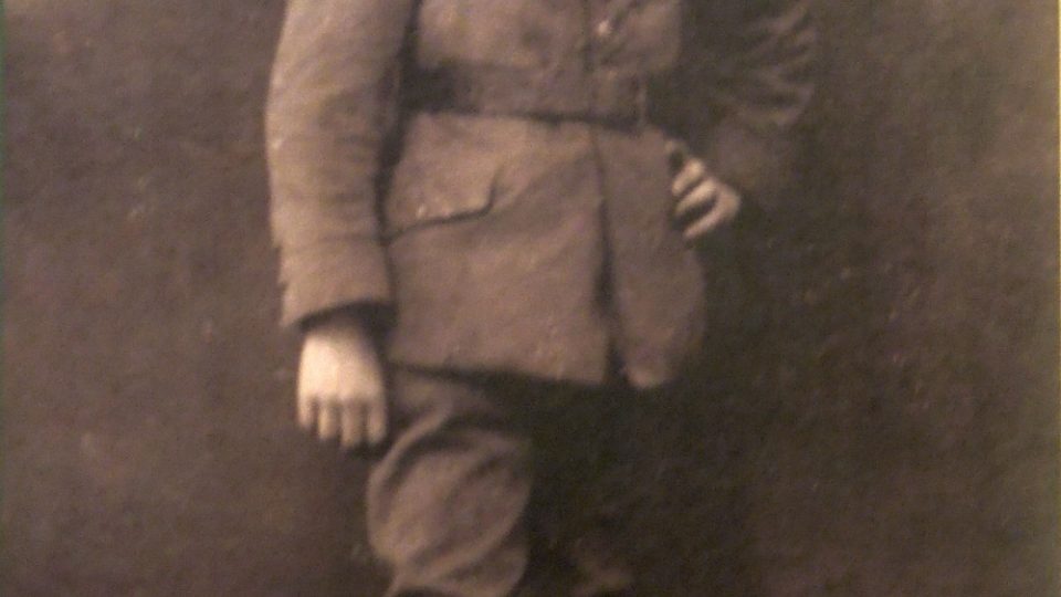 Otto Dix na dobové fotografii jako velitel kulometné čety