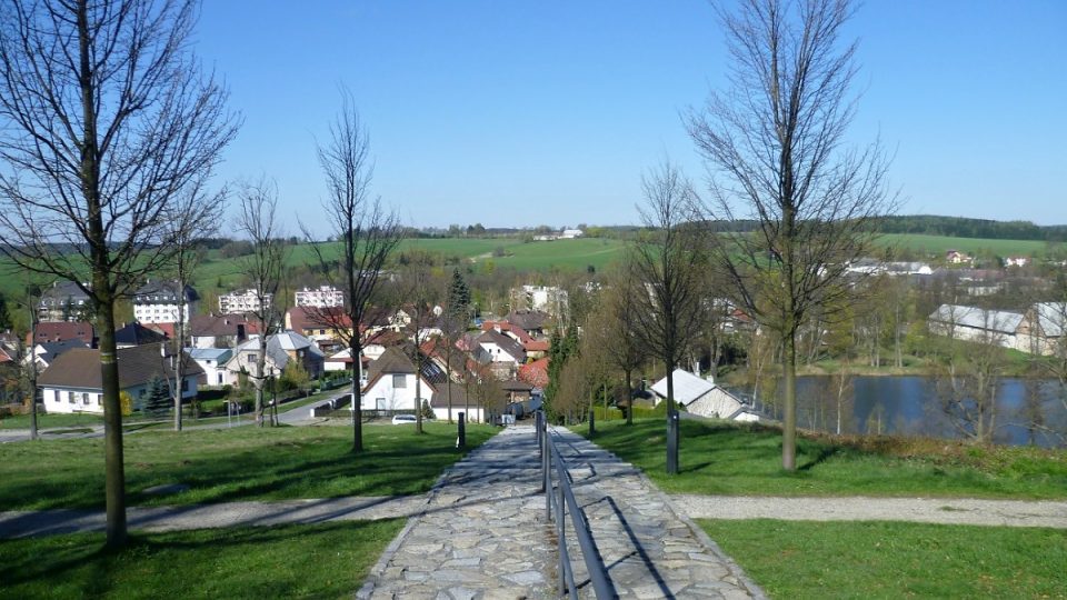 Schody na Zelenou horu ve směru od kláštera