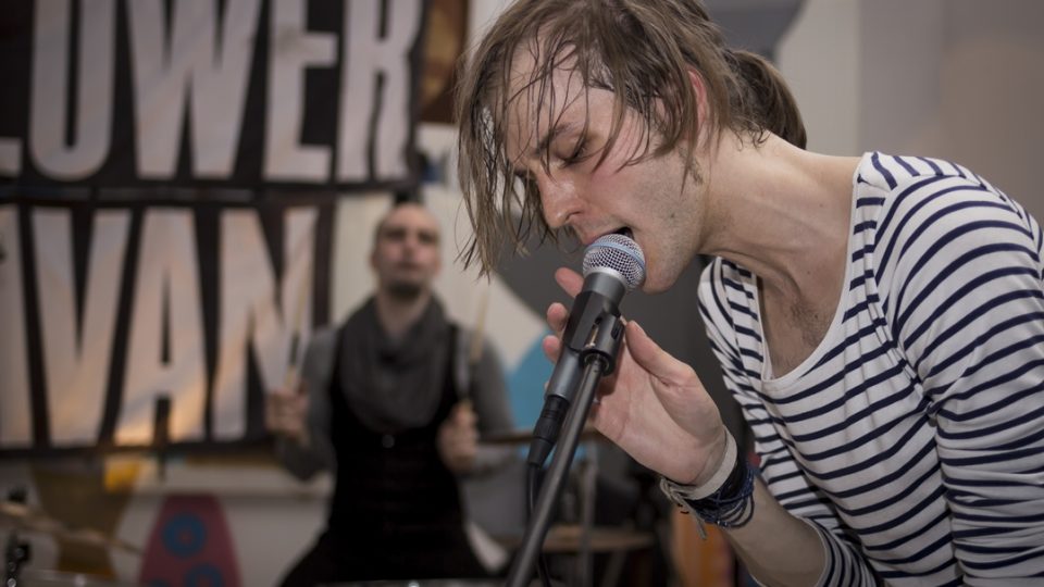 Sunflower Caravan v Converse zkušebně 03126477.jpeg