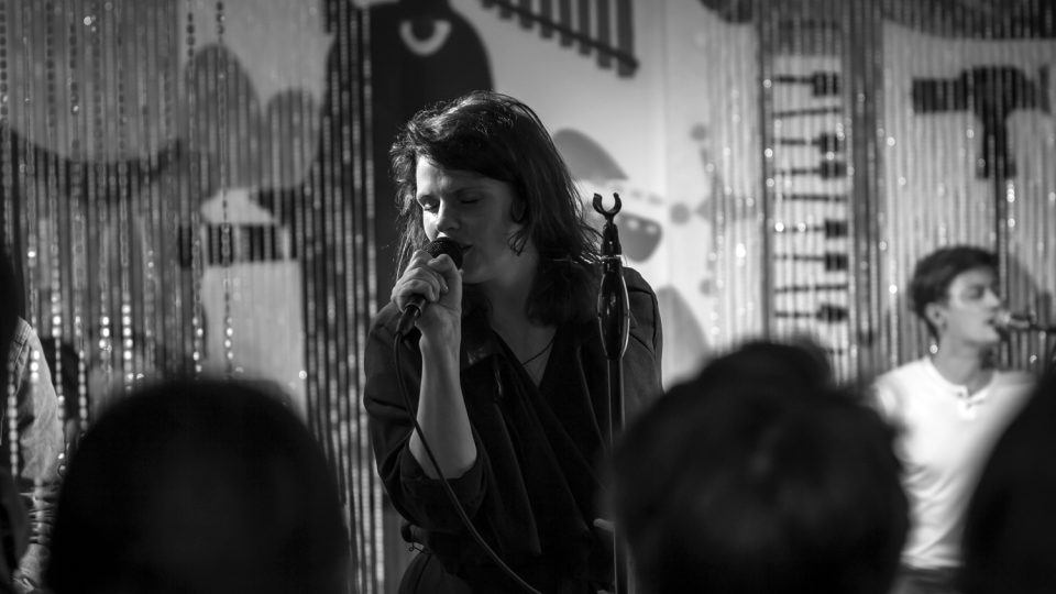 LUNO v Converse zkušebně 03137755.jpeg