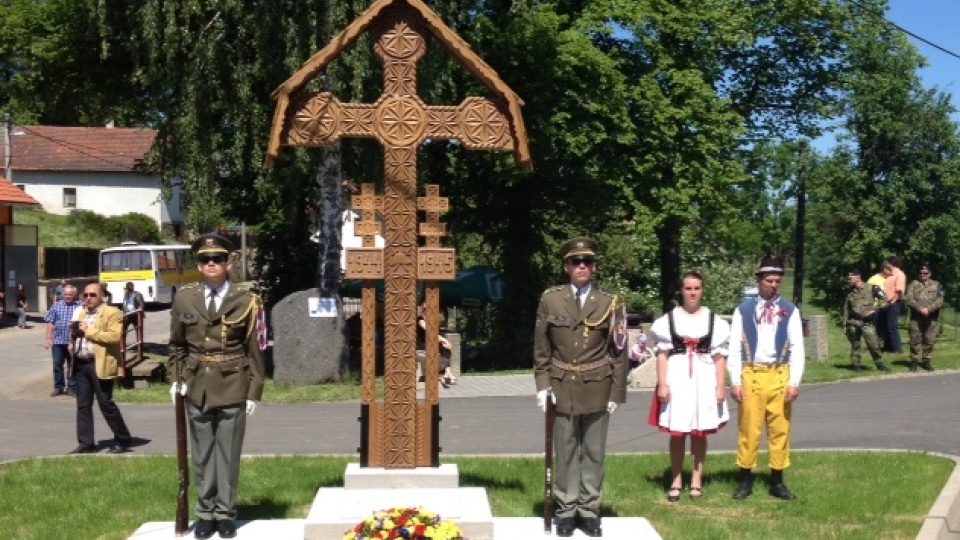 Odhalení pomníku rumunským vojákům v Dobroutově na Jihlavsku
