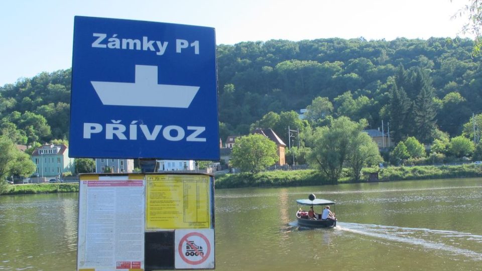 Zámky - přívoz