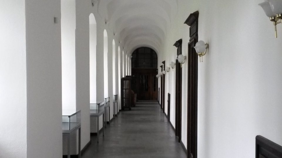 Klenbové stropy kláštera - vnitřní chodby