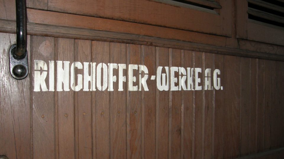Akumulátorová lokomotiva Ringhoffer - nápis