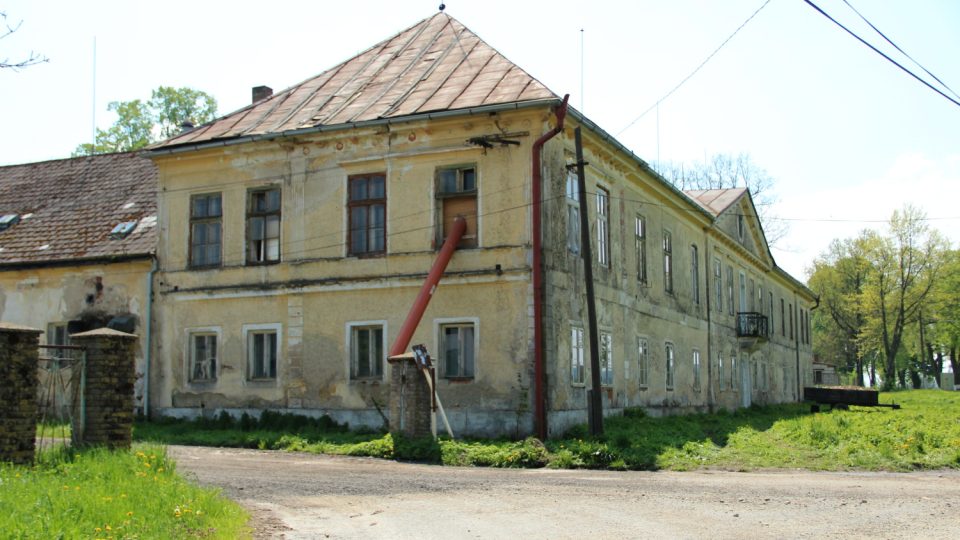 Zámek Dobrohoř při rekonstrukci