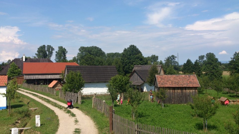 Podorlický skanzen Krňovice - pohled ze mlýna
