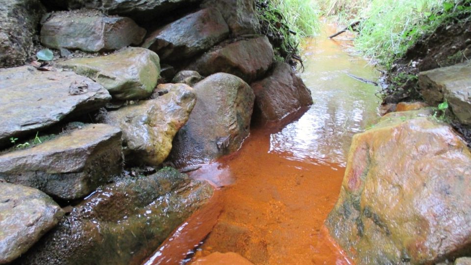 Zanedlouho se minerálka vleje do Stebnického potoka