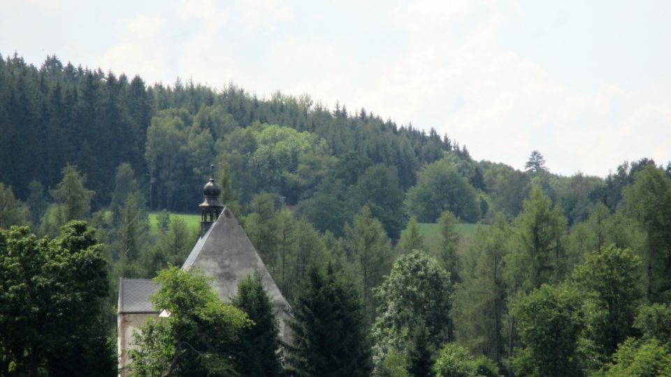 Kostelík od cesty na Klatovy