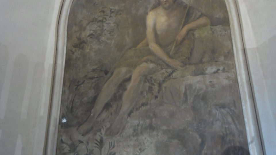 Malba sv. Jana Křtitele v kapličce u hradu prý výrazně připomíná podobu Karla Hynka Máchy