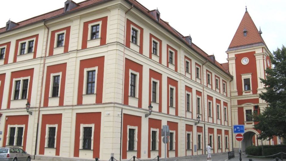Nové působiště radnice v opraveném historickém zámku