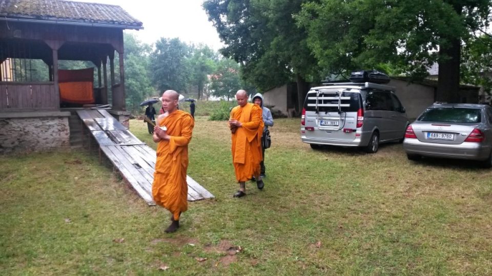 Koloděje nad Lužnicí. První budhistický klášter na jihu Čech | foto: Romana Lehmannová Koloděje nad Lužnicí. První budhistický klášter na jihu Čech