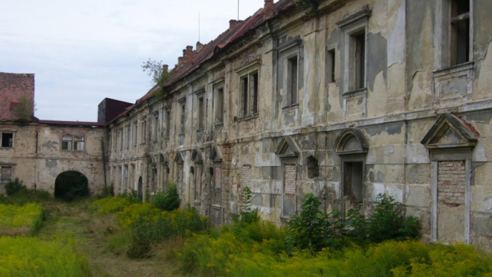 Areál hospodářského dvora zámku v Zákupech na Českolipsku 