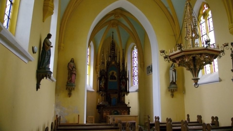 Interiér kostelíku