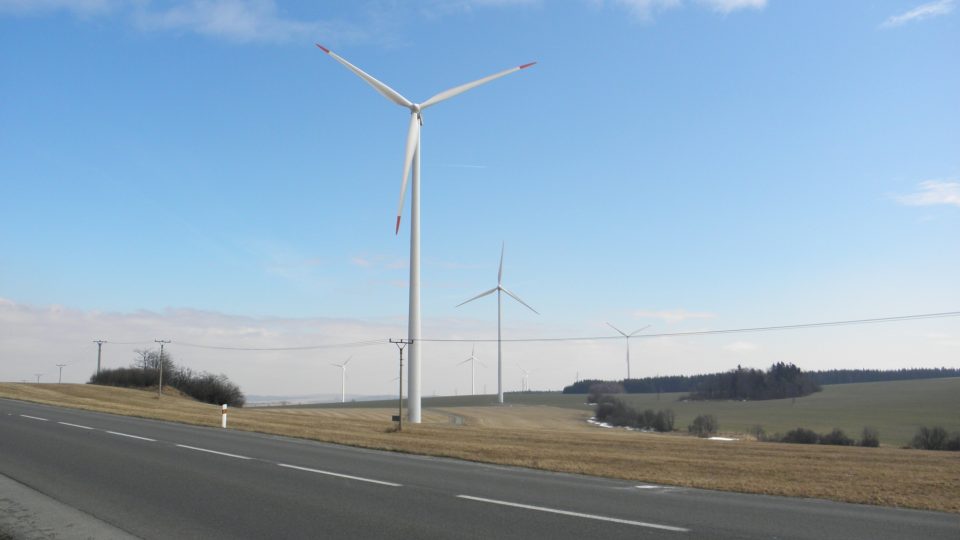 Větrná elektrárna u Horní Loděnice - cílová rovinka