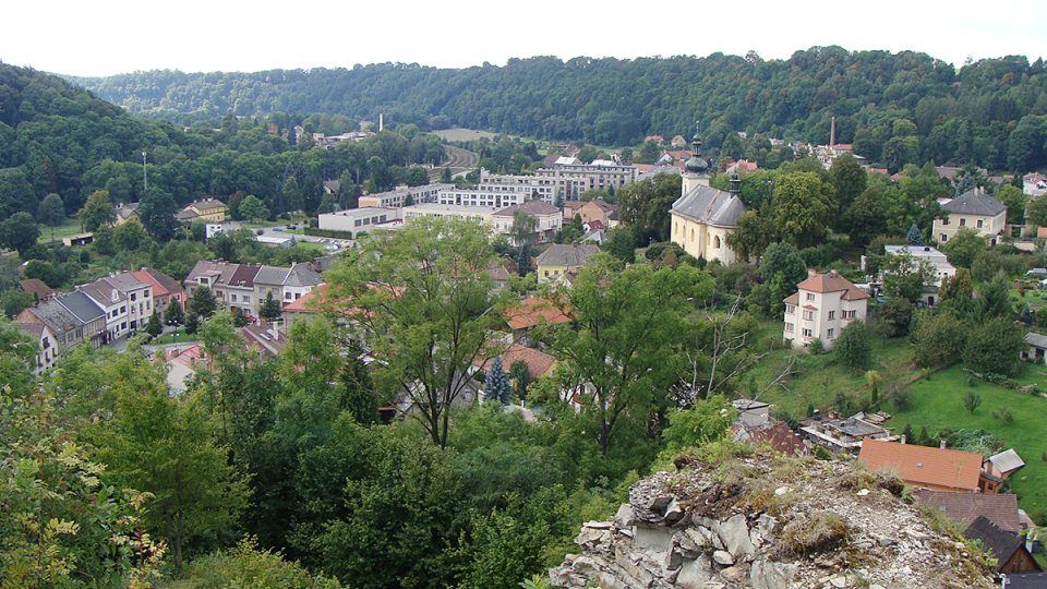 Výhled z hradu nad městem