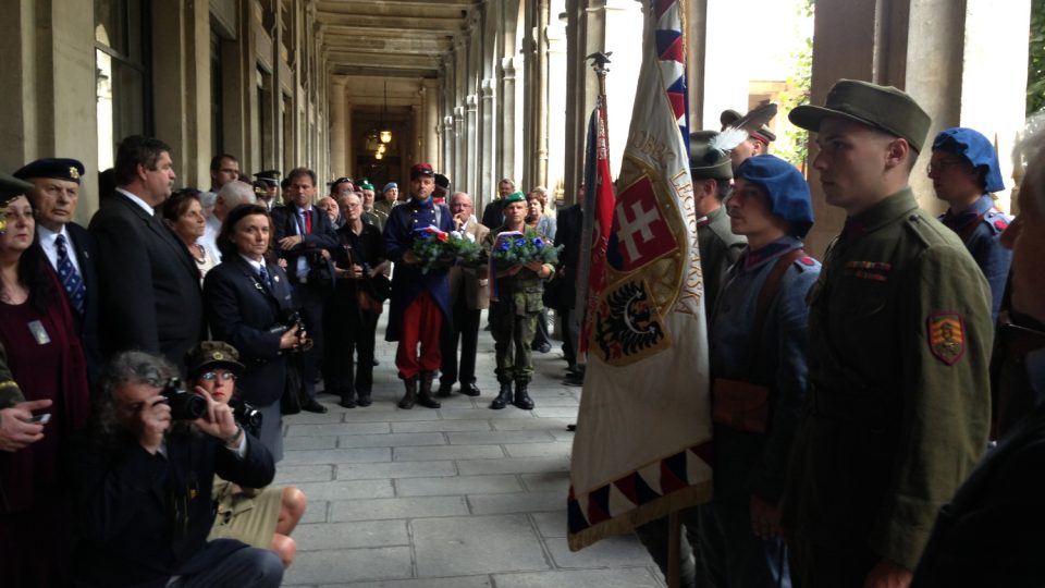 Cílem vzpomínkového pochodu na československé legionáře ve Francii bylo především vzdát čest jejich památce a vyslovit obdiv k jejich statečnosti