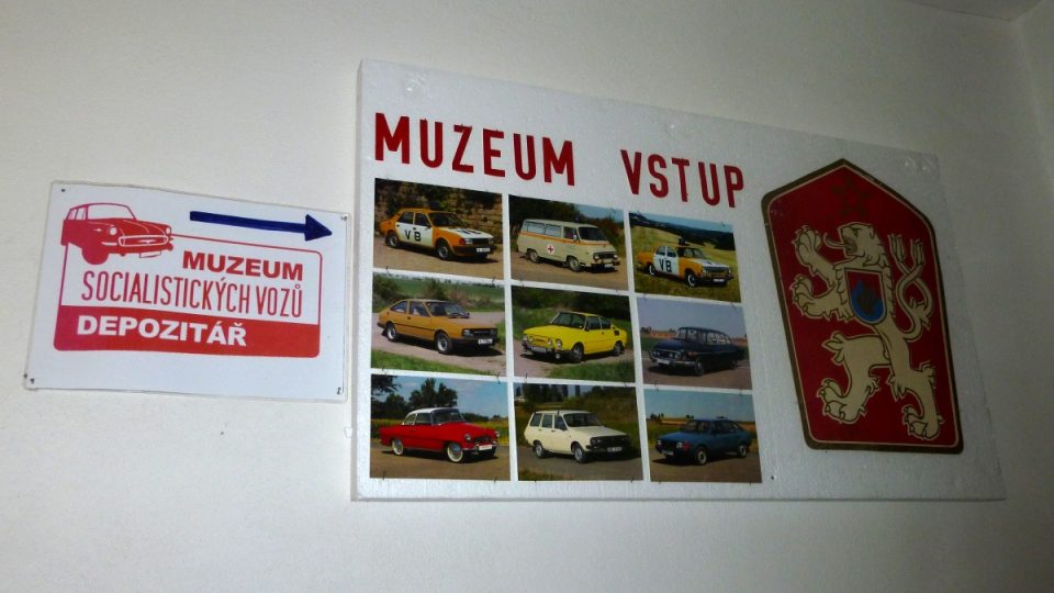 Muzeum socialistických vozů ve Velkých Hamrech