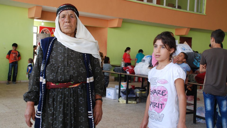 Během týdne uprchlo ze Sýrie nejméně 150 tisíc kurdských běženců