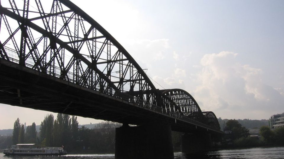 Vyšehradský železniční most