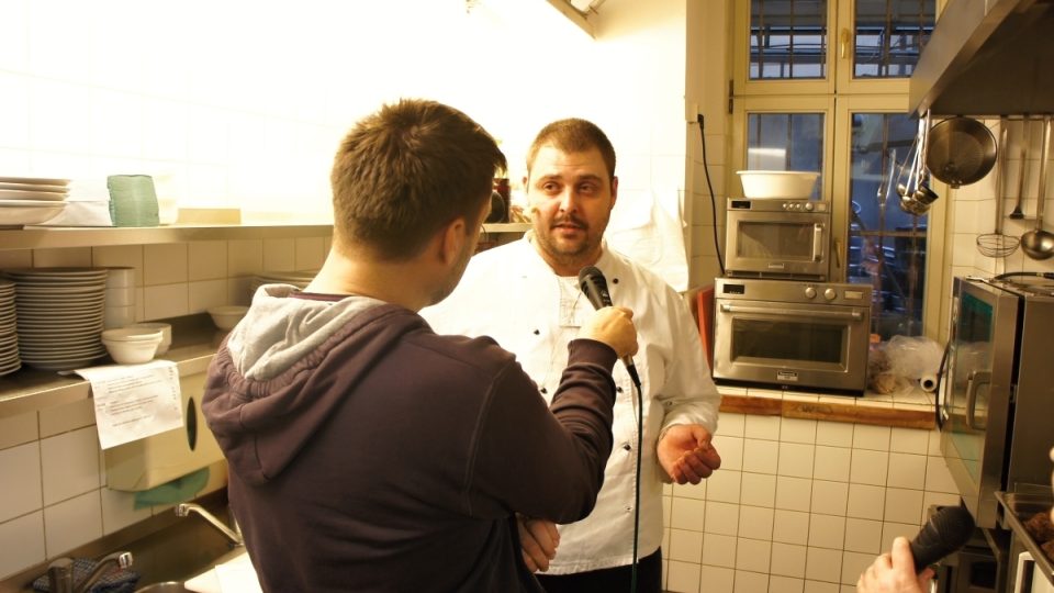 Patrik Rozehnal a Lukáš Fiala v kuchyni