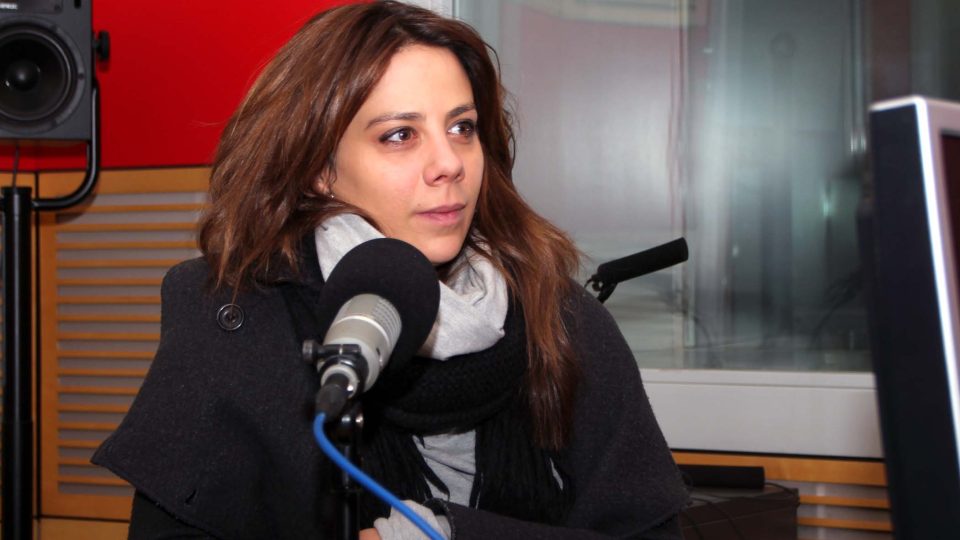 Zpěvačka Aneta Langerová ve studiu Radiožurnálu