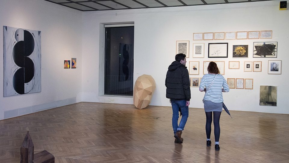 Z výstavy meziválečné malby Jaroslava Krále a reminiscence kubismu v současném výtvarném umění Zlatý věk