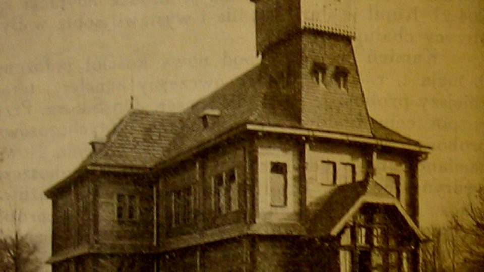 Katolický kostel Povýšení sv. Kříže r. 1899