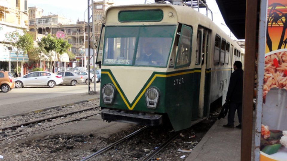 Tramvaje jsou ze všech dopravních prostředků v Káhiře nejlevnější