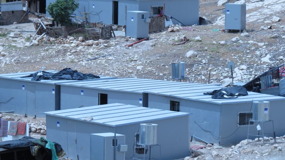 Evropská unie financuje nezákonné stavební projekty na Západním břehu Jordánu a buduje bez povolení domy na Izraelem spravovaném území