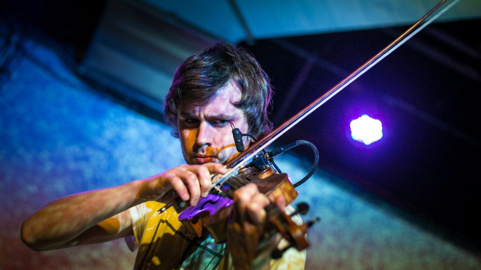 Zrní na plzeňské Radio Wave Live Session 03315101.jpeg