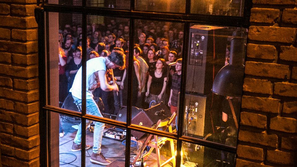 Zrní na plzeňské Radio Wave Live Session 03315102.jpeg