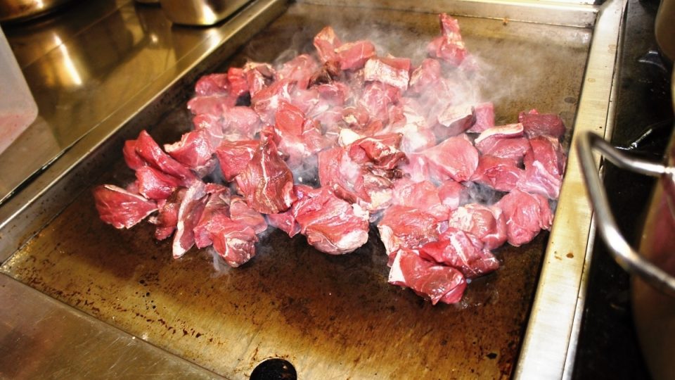 Kančí maso na grilu
