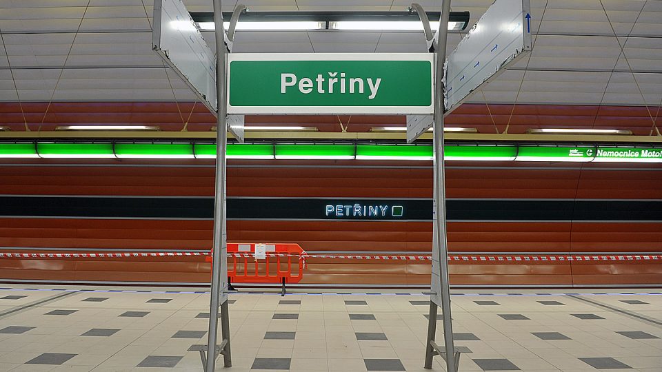 Metro, nové stanice, Petříny