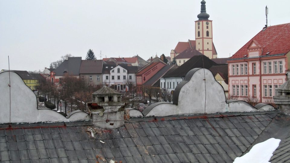 Pohled ze střechy Weisova domu