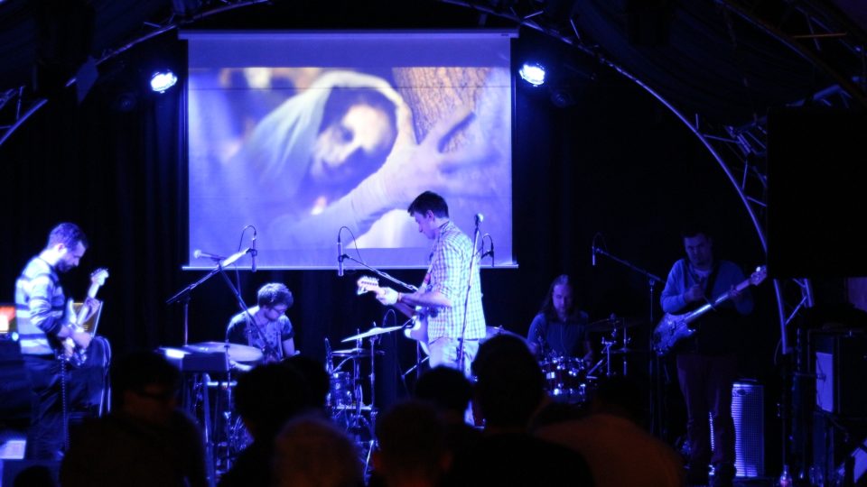 Flash the Readies při křtu desky Submarine Sky v olomouckém Jazz Tibet Clubu