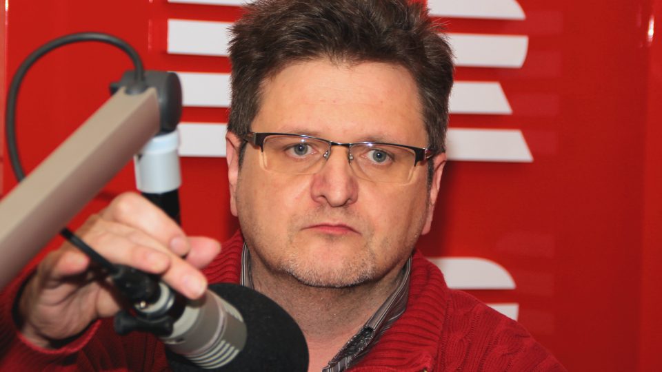 Publicista Pavel Šafr ve vysílání Speciálu Radiožurnálu o americkém konvoji