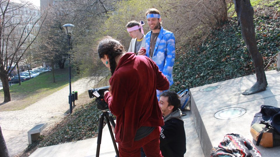 Z natáčení krátého filmu pro Kino kabaret, které trvá jen 48 hodin | foto: Jonáš Zbořil 03347471.jpeg