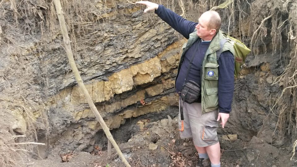 V kunínské oboře. Bronislav Novosad, kronikář obce a znalec její historie