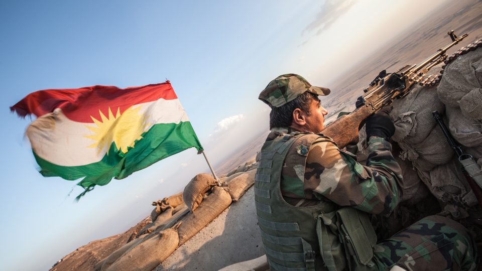Na severu Iráku dochází denně k bojům mezi pešmergy (kurdskými bojovníky) a islamisty