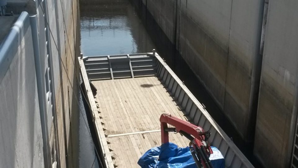 Na Hněvkovické přehradě začaly práce na splavnění posledního pětikilometrového úseku Vltavy mezi Hněvkovicemi a Týnem nad Vltavou