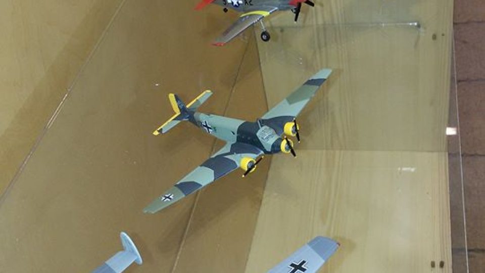 Modely letadel jde v muzeu nejen vidět, ale i koupit