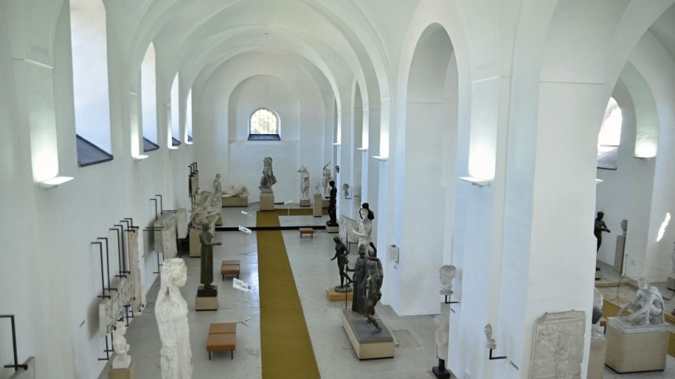 Františkánský klášter v Hostinném dnes slouží jako muzeum