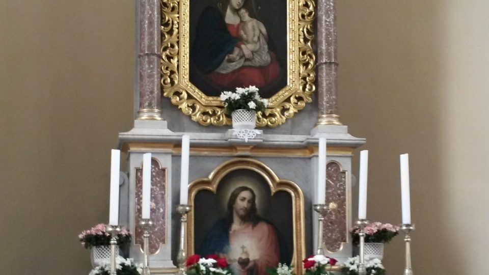 Oltář se zázračným obrazem Panny Marie Fryštátské