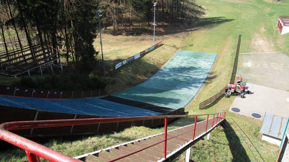 Lomnice nad Popelkou - skokanský můstek