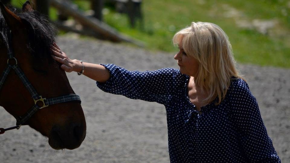 Český rozhlas Hradec Králové kmotrem hříbat na krkonošské Farmě Hucul