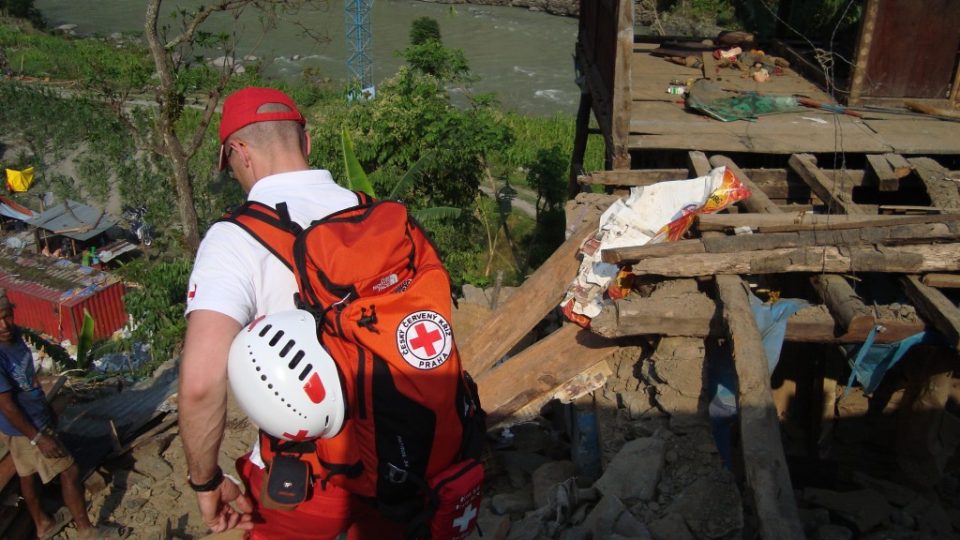 Humanitární pomoc po zemětřesení v Nepálu