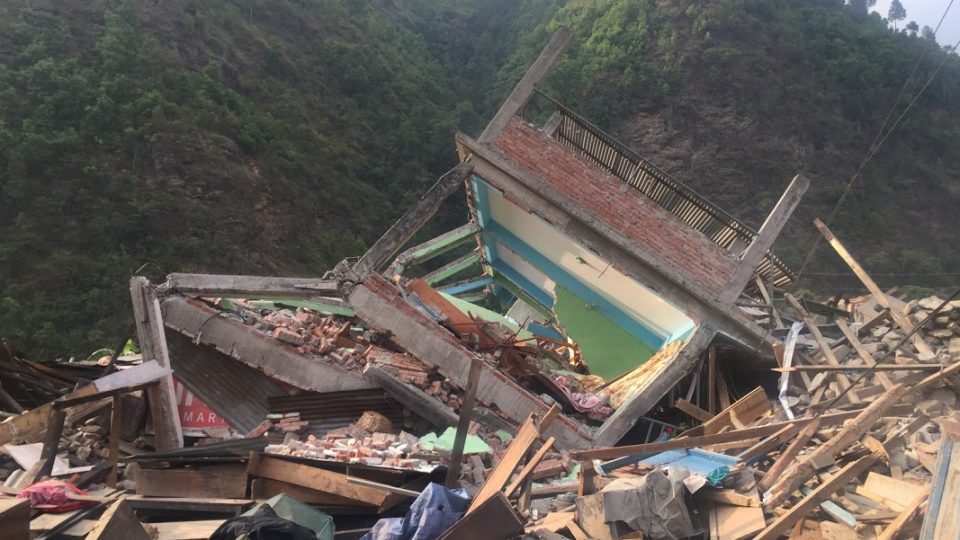 Humanitární pomoc po zemětřesení v Nepálu