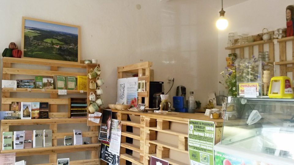 Infocentrum s kavárnou zřídili nadšenci v Rabštejně nad Střelou